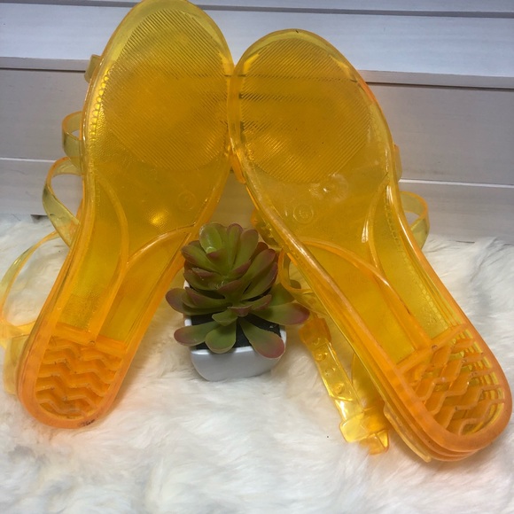 BCBGMAXAZRIA Gladiator jelly sandals - Picture 4 of 4